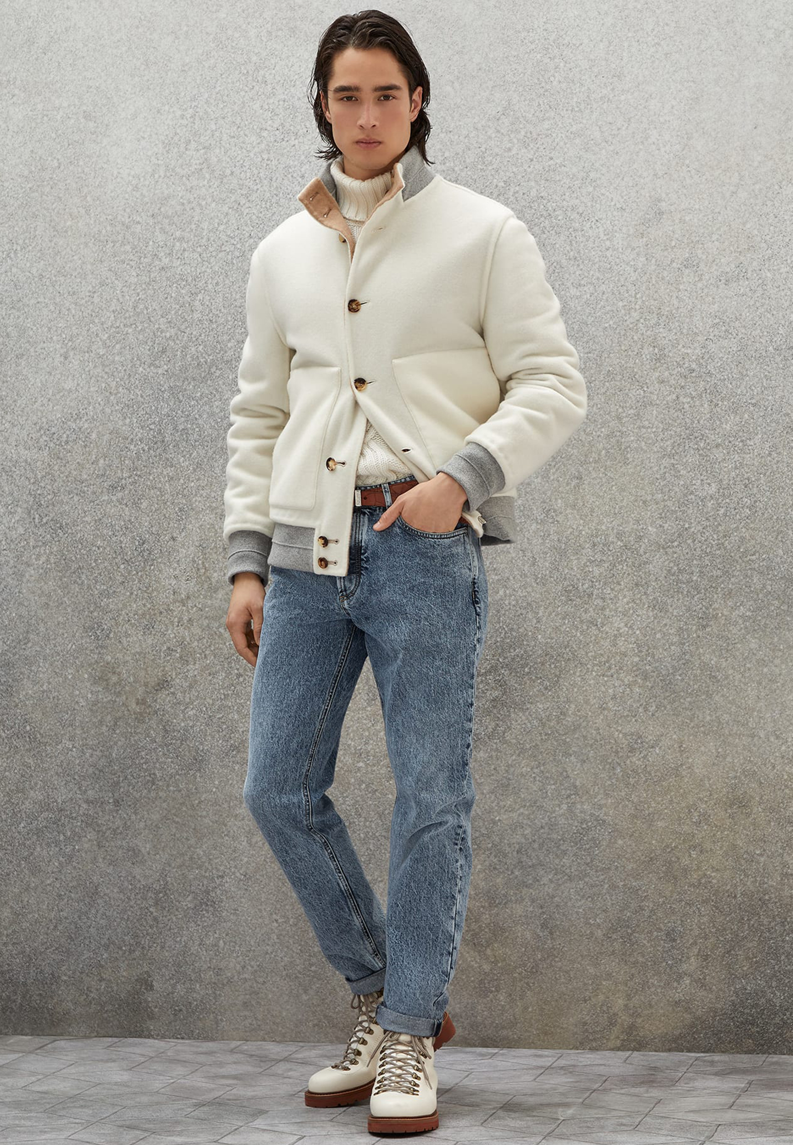 Джинсы BRUNELLO CUCINELLI 82530₽