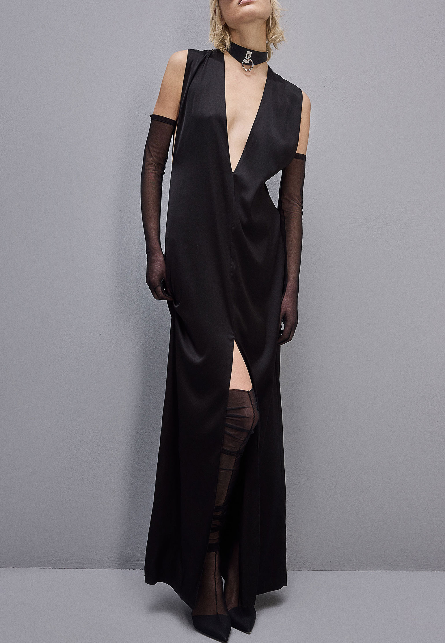 Платье PATRIZIA PEPE Черный, размер 44 175107 - фото 1