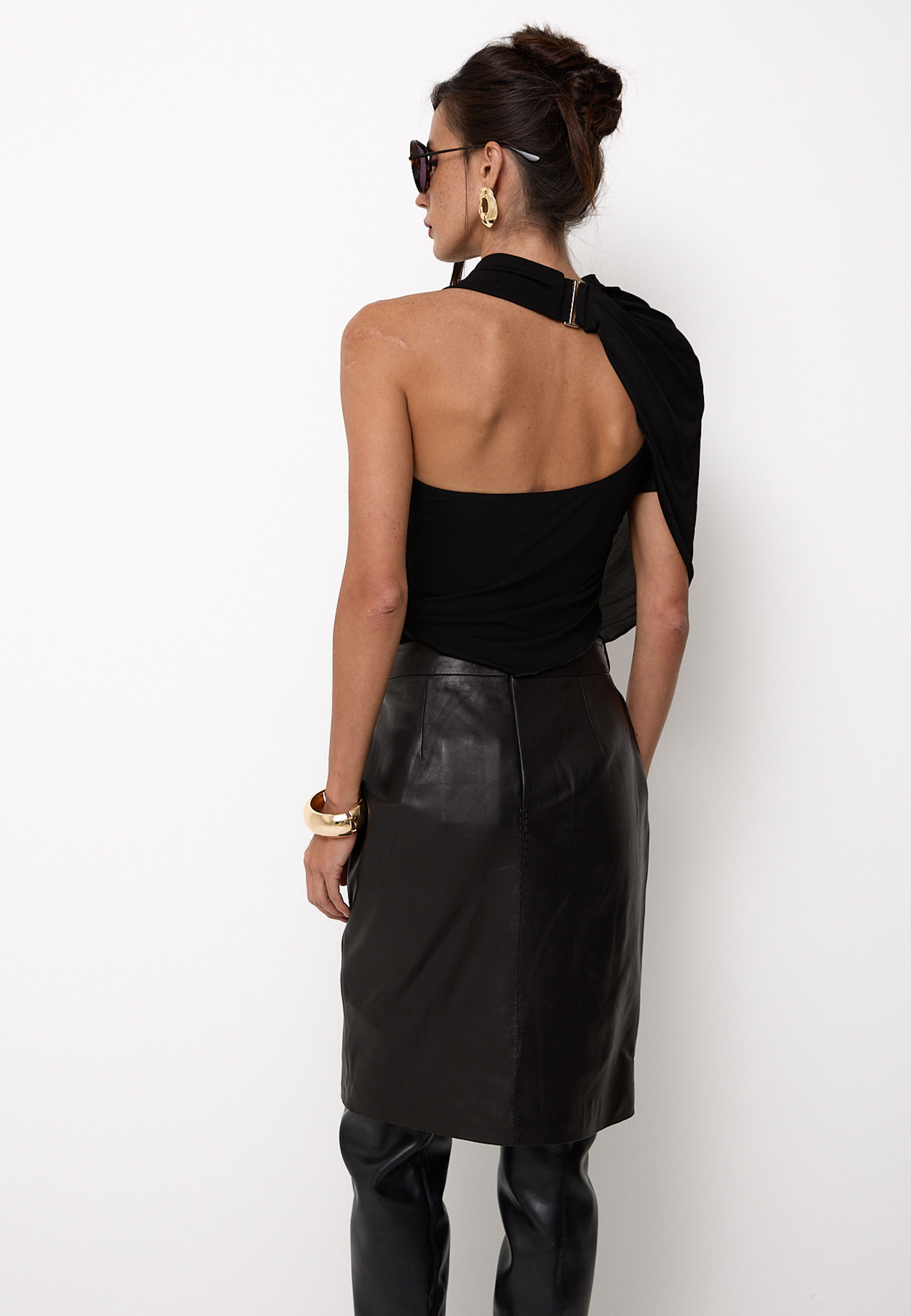 

Топ "Noire Drape" THE REAL BASE, Черный, Черный