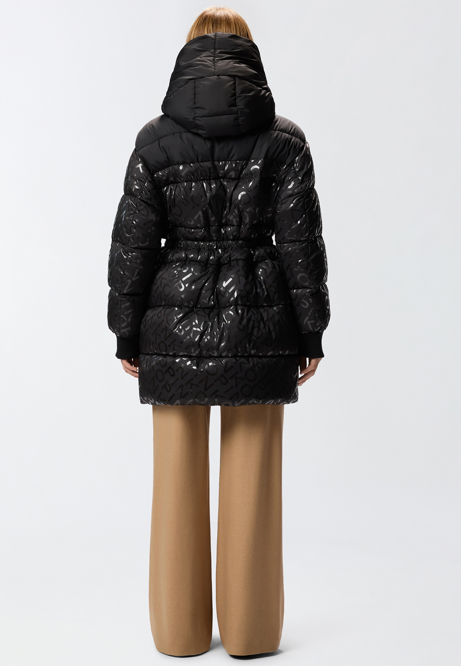 

Куртка PINKO, Черный, Черный