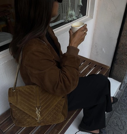 @emitaz