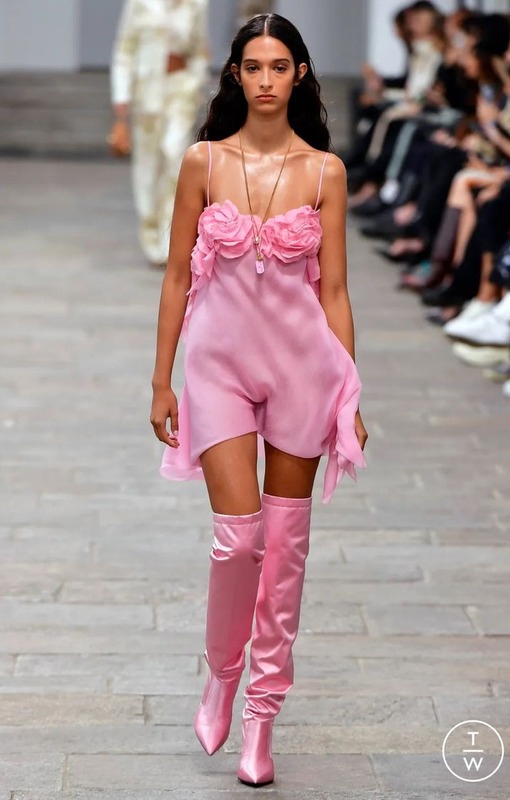Розовое платье Ermanno Scervino