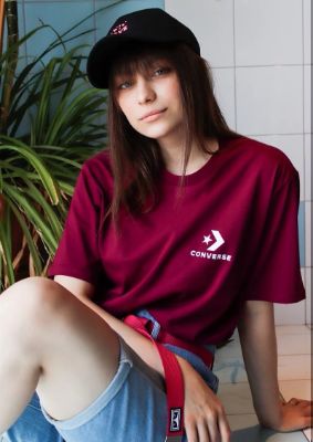 Женская футболка Converse