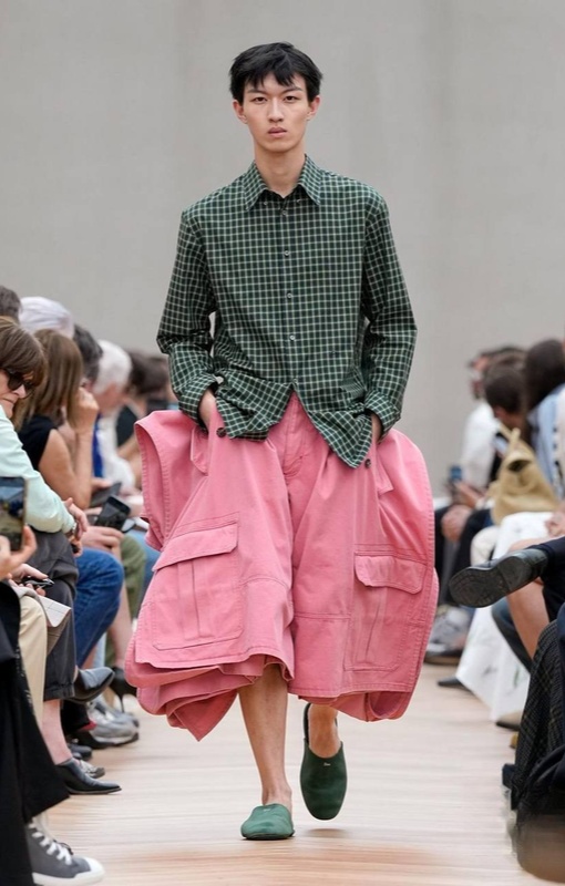 Яркий мужской образ Dior 2026