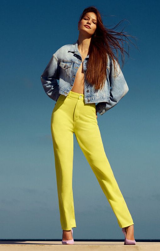 Образ с яркими брюками Liu Jo