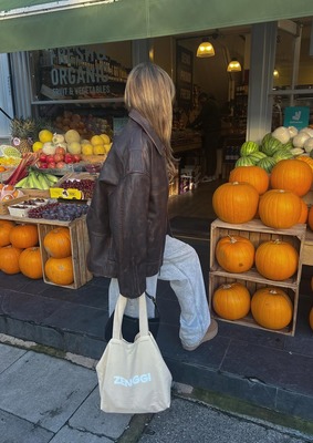 @whatgigiwears