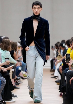 Бархатный жакет Dior
