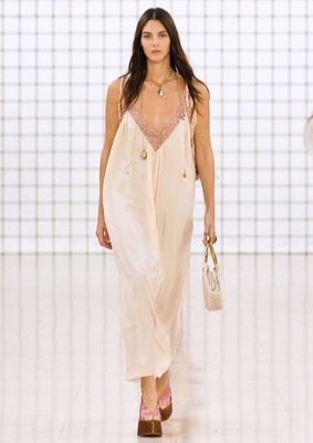 Chloé, весна-лето 2025