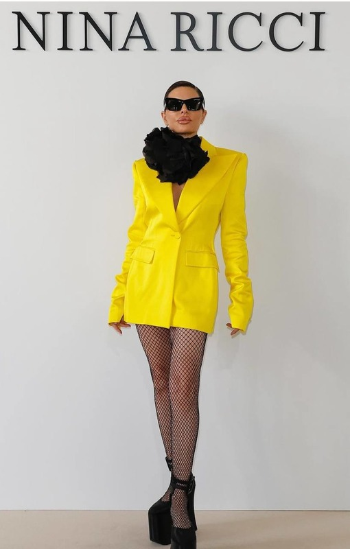 Желтый пиджак Nina Ricci