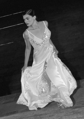 Белое платье Elisabetta Franchi