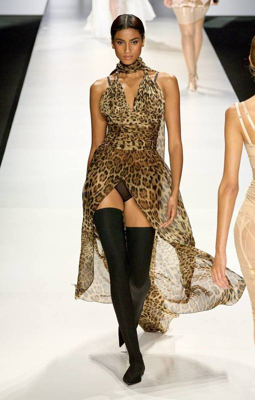 Леопардовое платье Dolce & Gabbana