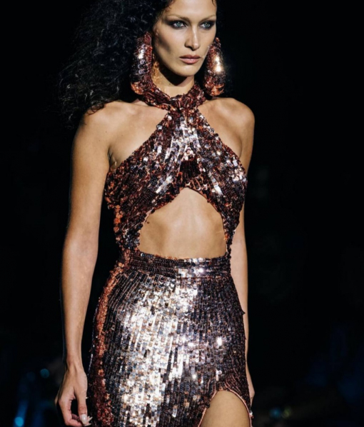 Белла Хадид на показе Tom Ford