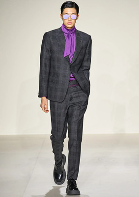 Костюм в клетку Emporio Armani