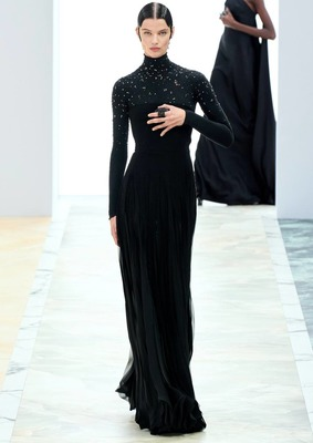 Черное платье в пол Fendi