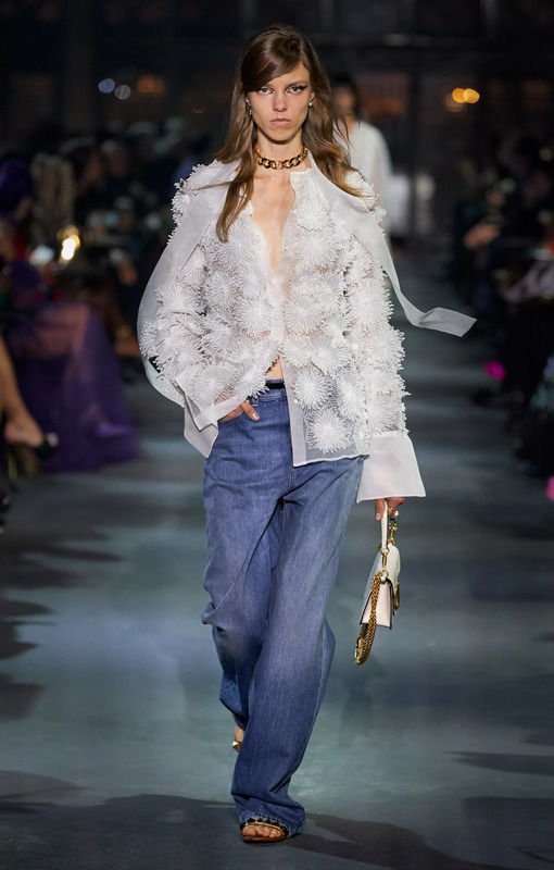 Белая блуза Valentino