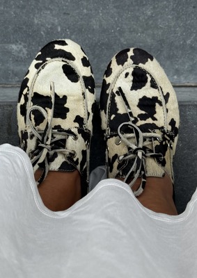 Анималистичные лоферы