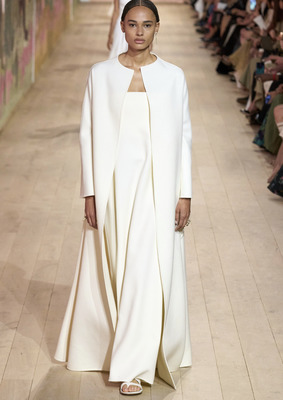 Женский образ Christian Dior