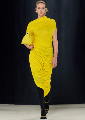 Желтое платье Ferragamo