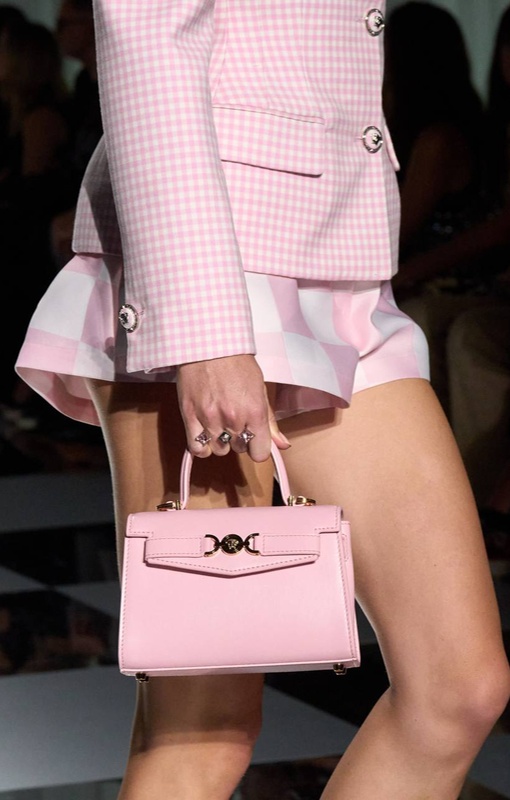Розовая мини-сумка