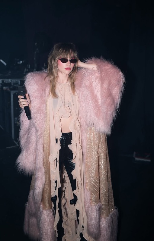 Suki Waterhouse