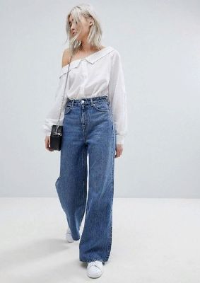 Широкие джинсы женские