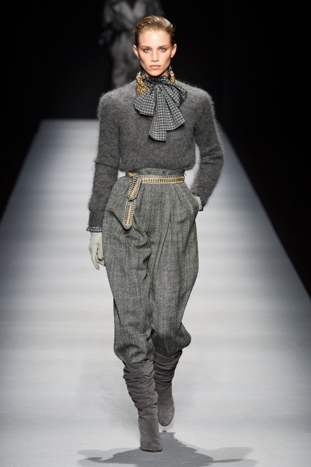 Серый женский свите и брюки от Alberta Ferretti