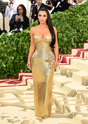 Платье в золотом цвете как у Ким Кардашьян