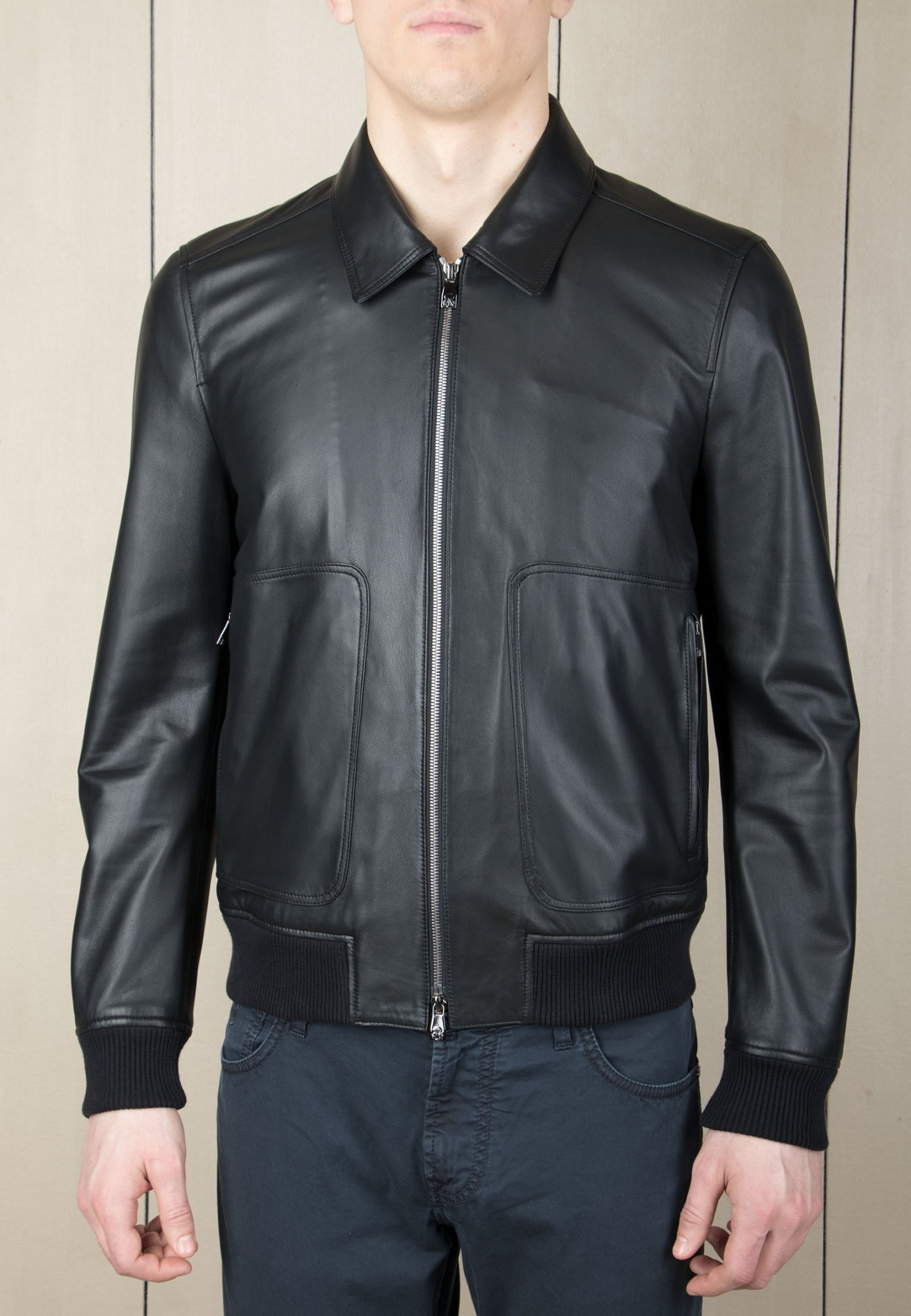 Черная куртка CORNELIANI