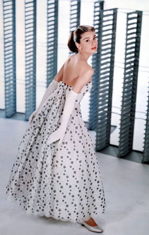 Как модельер Юбер Живанши приучил женщин всего мира к парижскому шику