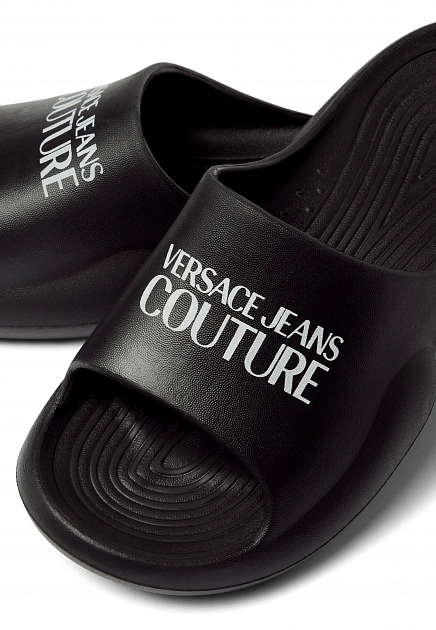 Черные шлепанцы с контрастным логотипом VERSACE JEANS COUTURE - ИТАЛИЯ