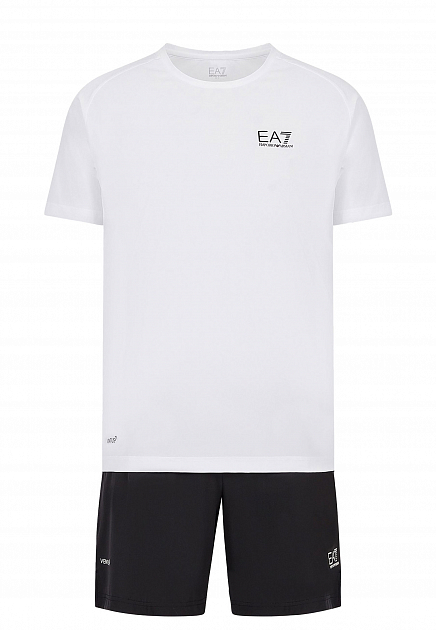 Спортивный костюм с шортами EA7