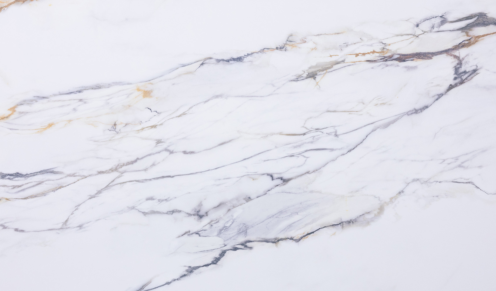 Текстура кварцевого агломерата Calacatta Borghini
