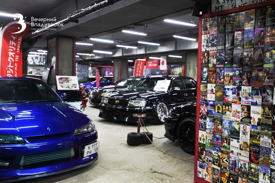 Во сколько лет большинство приморцев покупают свою первую машину? Опрос