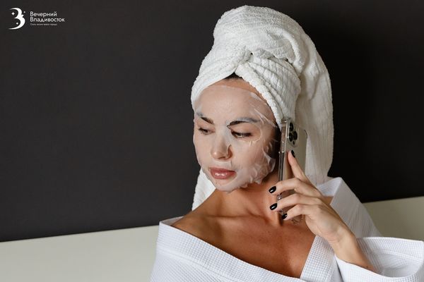 ТОП-10 лучших тканевых масок, которые решат любые проблемы с кожей