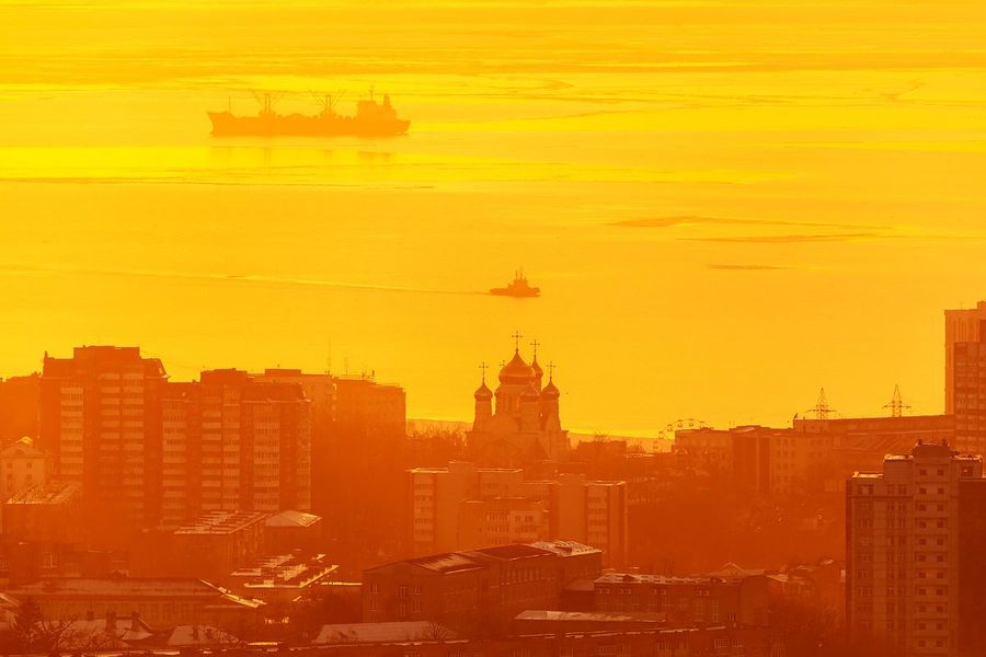 Золотой Владивосток: закат самого короткого дня