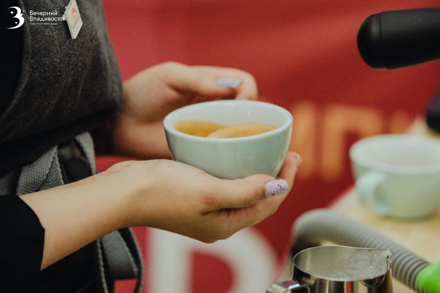 «Кофе можно пить с чем угодно!»: итоги первого чемпионата по кофе-пейрингу в ДФО