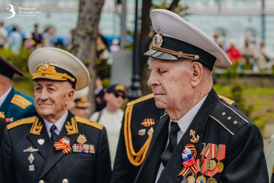Встреча с ветеранами, Парад и Рекорд Победы: как Владивосток отметил 9 мая?