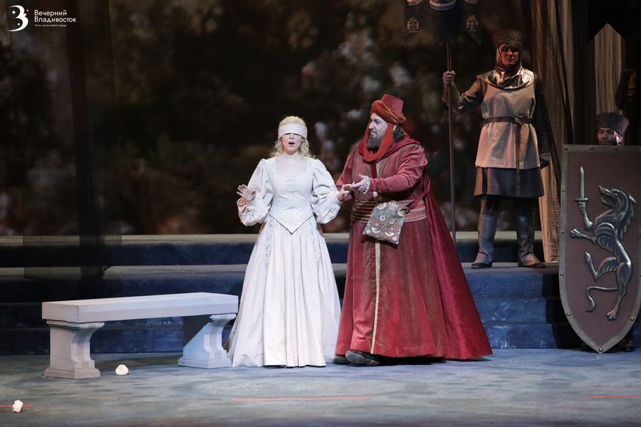 Мариинка завершает театральный сезон премьерой оперы о слепой принцессе