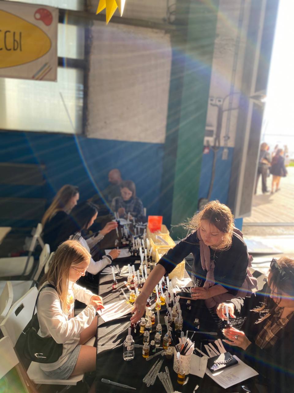 ПАРФЮМЕРНЫЕ МАСТЕР-КЛАССЫ публичные, на маркете, фестивале, ярмарке, выставке - фото №5 ПАРФЮМЕРНЫЕ МАСТЕР-КЛАССЫ публичные, на маркете, фестивале, ярмарке, выставке - фото №5 на Nethouse.Академия