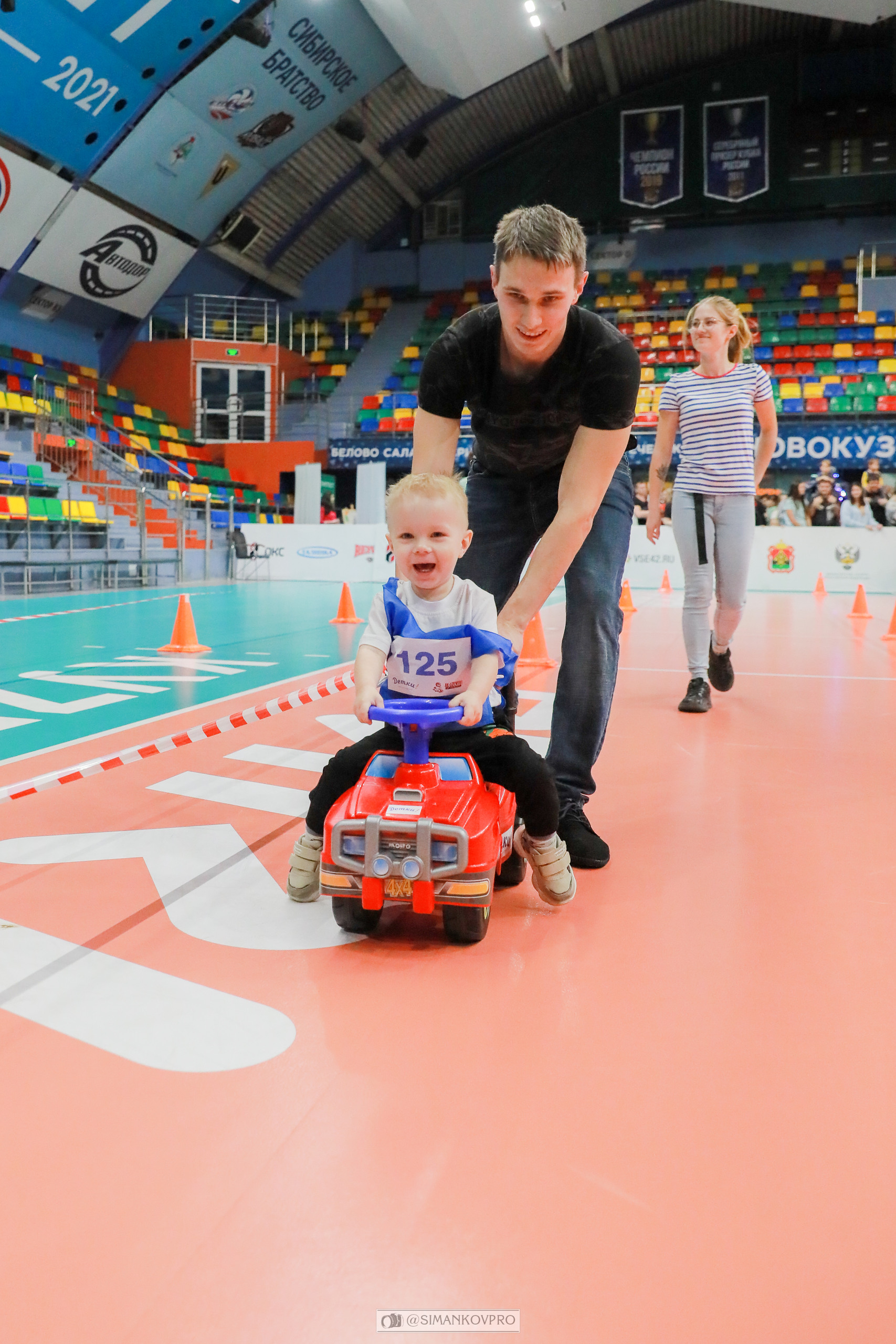 Гонки на толокарах в Кемерово! - фото №5 Гонки на толокарах в Кемерово! - фото №5 на Nethouse.Академия