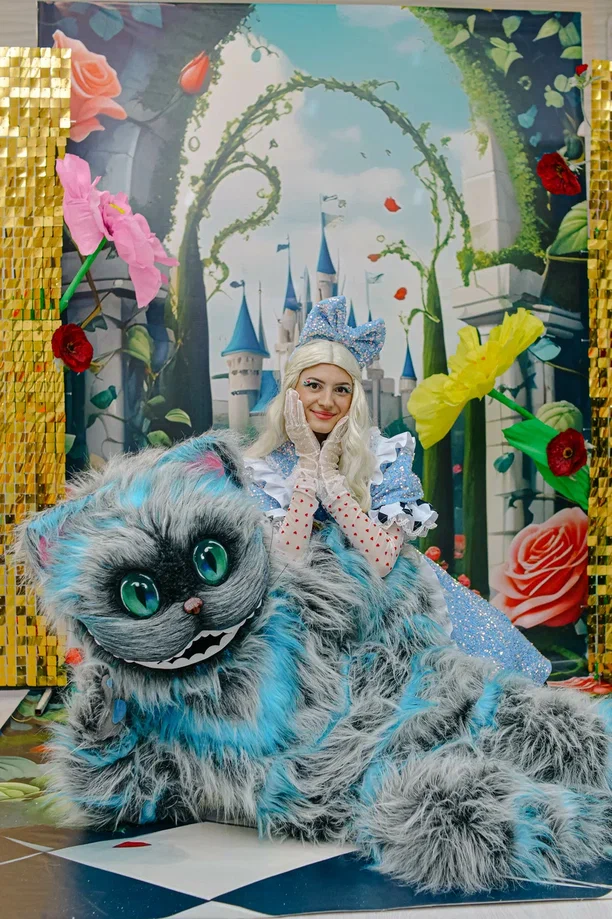 Интерактивное шоу-спектакль "Алиса в стране Новогодних чудес" от студии праздников Сезам - фото №3 Интерактивное шоу-спектакль "Алиса в стране Новогодних чудес" от студии праздников Сезам - фото №3 на Nethouse.Академия