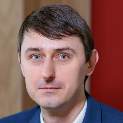 Дмитрий Гузов