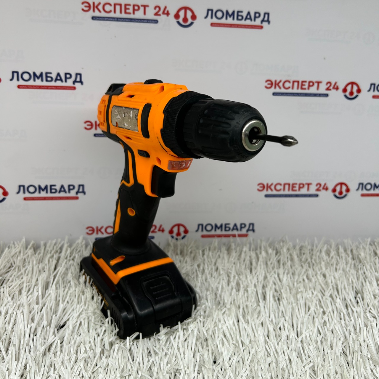 Инструмент: Шуруповерт Вихрь ДА-18-2К - Ремзавод