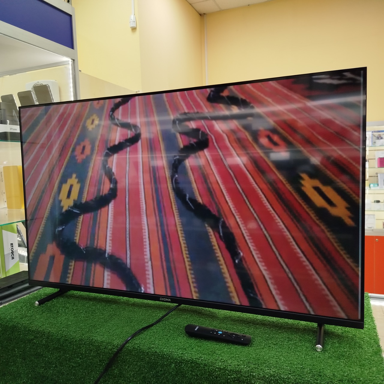 ТВ и видеотехника: Телевизор Digma DM-LED43SBB33 - На Строителей