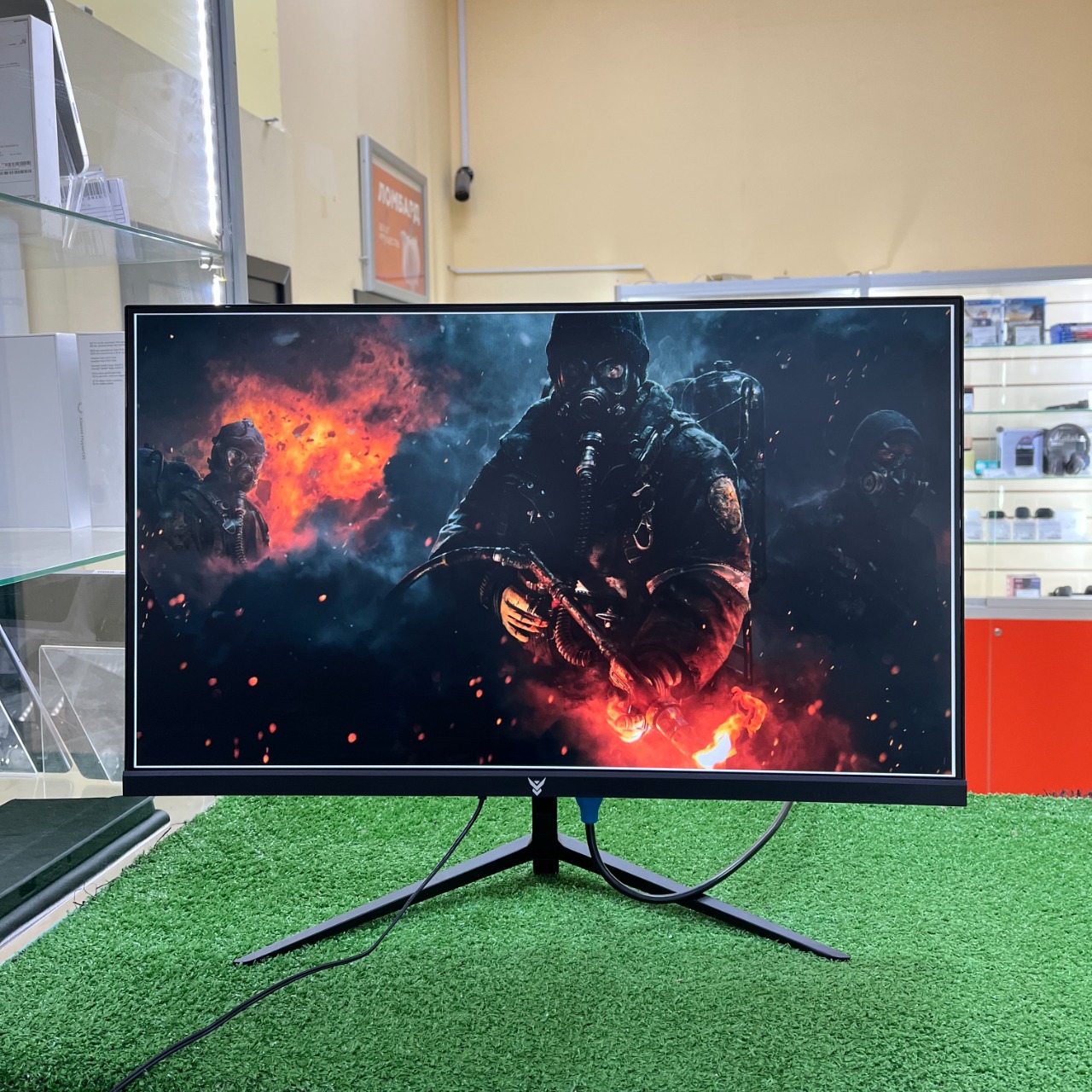 Периферийные устройства: Монитор - Tihesun GZ241K100QM - На Строителей