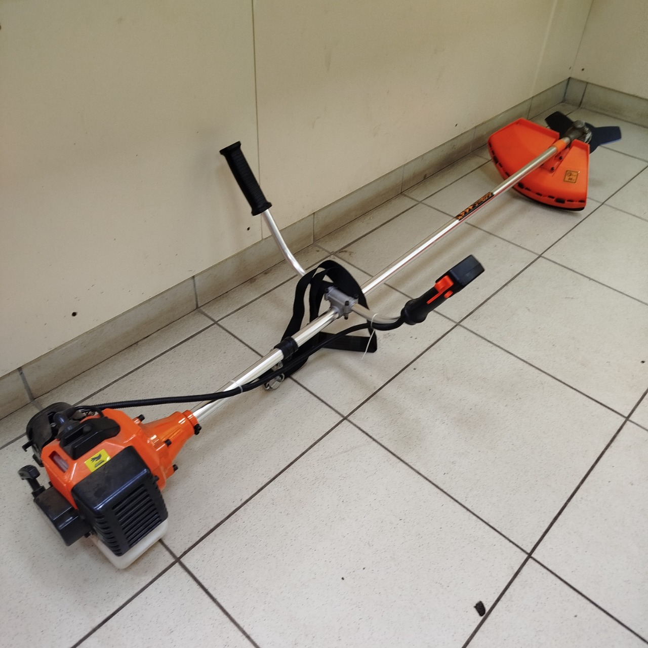 Техника для дома: Бензотриммер - REIN БТ-330 - На Строителей