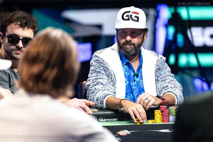Даниэль Негреану вошел в четвёрку чиплидеров $250K Super High Roller на WSOP
