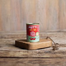 Томатная паста «Мутти» с массовой долей сухих веществ 28% 