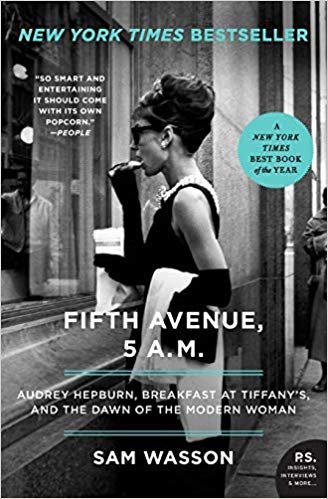 okumak Fifth Avenue, 5 A.M.: Audrey Hepburn, Breakfast at Tiffanys, and the Dawn of the Modern Woman (P.S.)