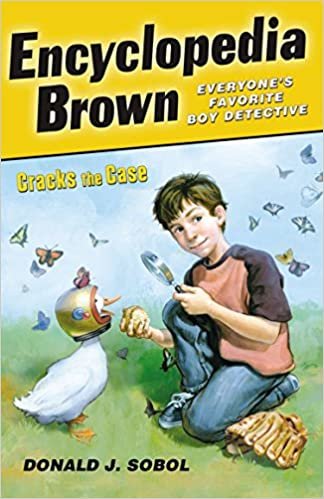 okumak Encyclopedia Brown Cracks the Case